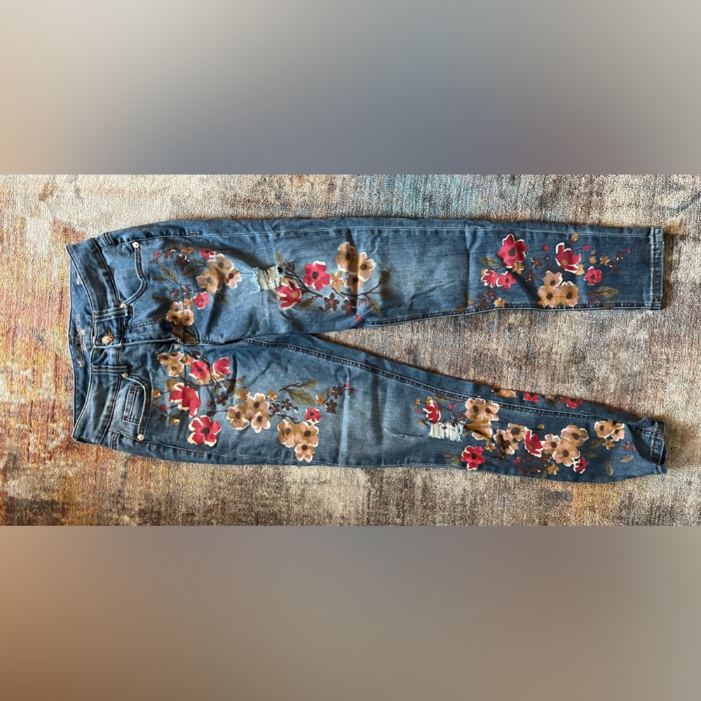 Seven Jeans floral sz 6